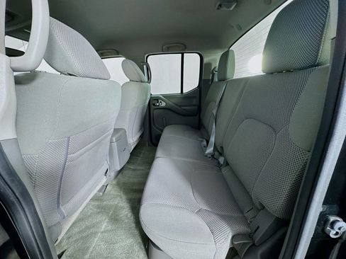 Used 2016 Nissan Frontier S image 21