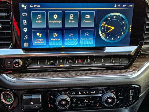 Used 2025 Chevrolet Silverado 1500 LT Trail Boss w/ Convenience Package II image 14