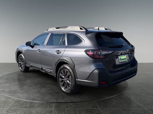 Used 2025 Subaru Outback Onyx Edition AWD/4WD image 7