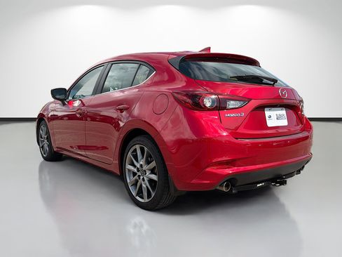 Used 2018 MAZDA MAZDA3 Grand Touring w/ Premium Equipment Package image 5