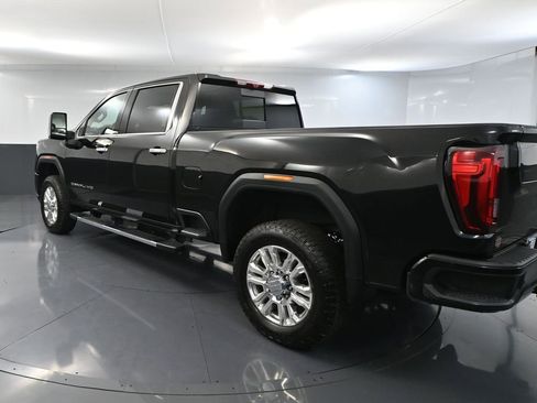 Used 2023 GMC Sierra 2500 Denali w/ Technology Package image 9