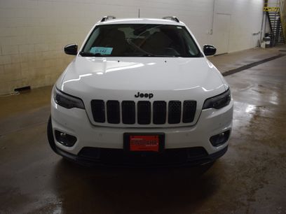 Used 2023 Jeep Cherokee Altitude Lux