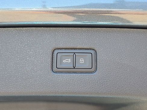 New 2026 Audi Q7 3.0T Prestige image 14