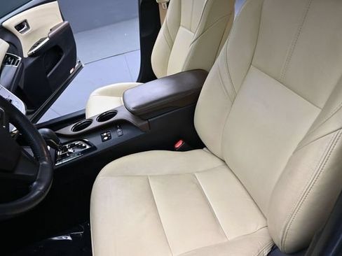 Used 2016 Toyota Avalon XLE Premium FWD image 14