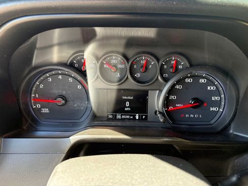 Used 2019 Chevrolet Silverado 1500 Custom w/ Custom Value Package image 20