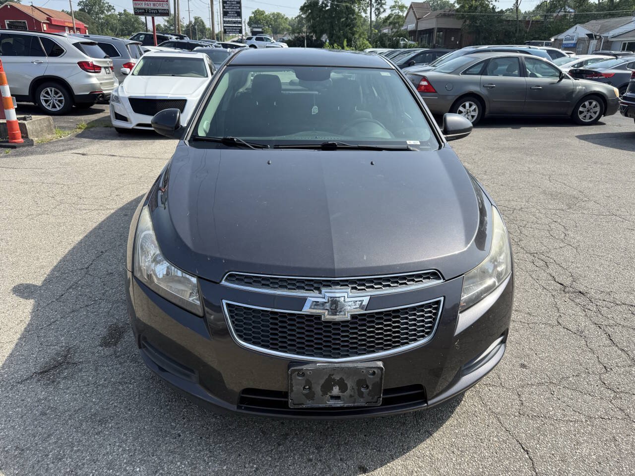 Used 2014 Chevrolet Cruze LT FWD image 2