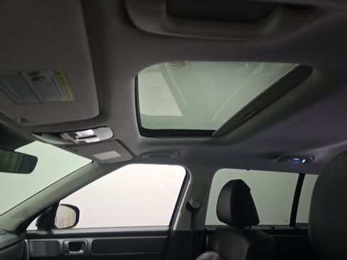 Used 2025 Hyundai Santa Fe XRT image 13