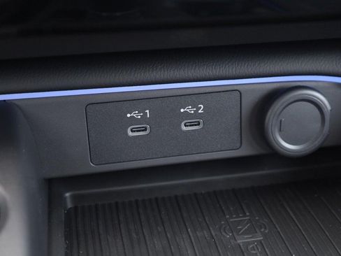 New 2026 Nissan Sentra SV w/ SV Convenience Package FWD image 17