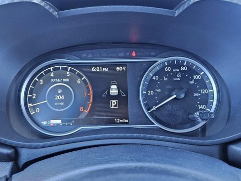 New 2025 Nissan Versa SR w/ Trunk Package image 12