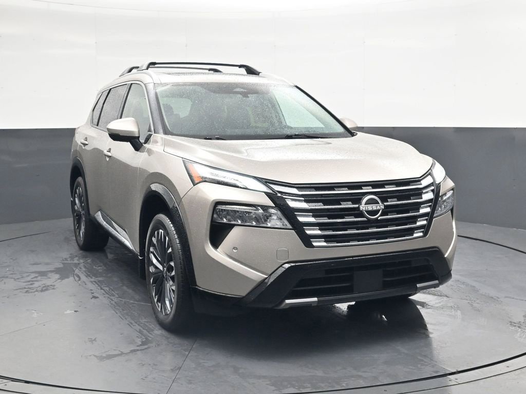 Certified 2026 Nissan Rogue Platinum w/ Platinum Premium Package AWD/4WD image 2