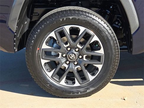 New 2026 Toyota Tundra Limited image 9