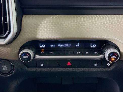 Used 2025 MAZDA CX-50 AWD 2.5 S w/ Premium Package image 23