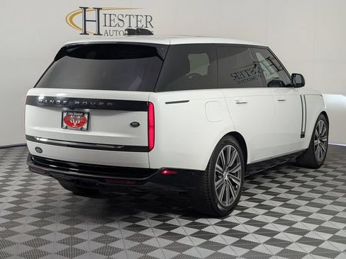 Used 2023 Land Rover Range Rover SE AWD/4WD image 7