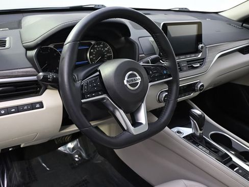 Used 2019 Nissan Altima 2.5 SL AWD/4WD image 11