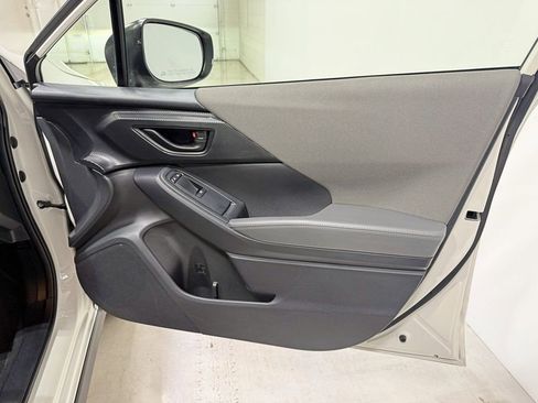 Used 2025 Subaru Crosstrek 2.0i Premium AWD/4WD image 40