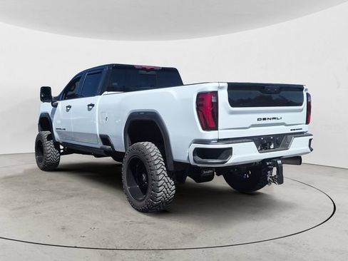 Used 2025 GMC Sierra 2500 Denali Ultimate AWD/4WD image 3