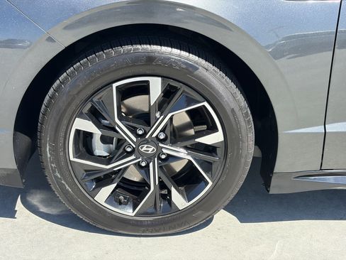 Used 2025 Hyundai Sonata SEL FWD image 8