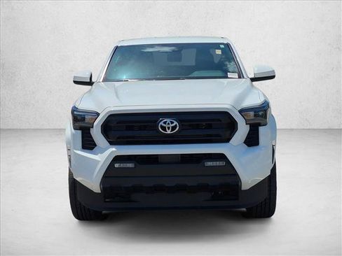 Used 2026 Toyota Tacoma SR5 AWD/4WD image 2
