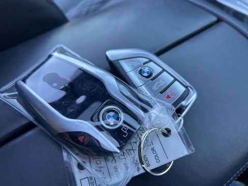 Used 2018 BMW 750i xDrive image 45