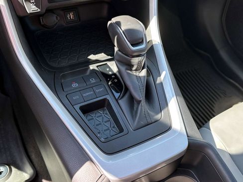 Used 2024 Toyota RAV4 XLE Premium image 25