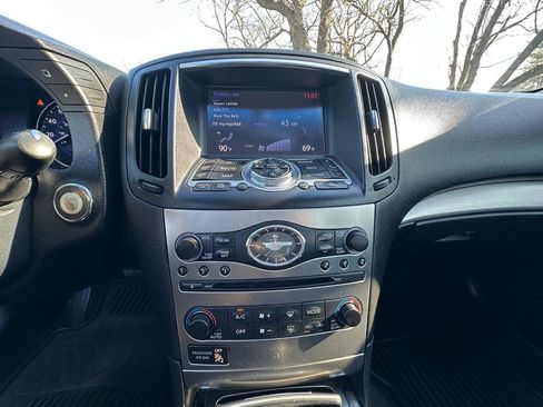 Used 2015 INFINITI Q40 w/ Navigation Package image 17