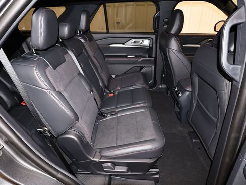 New 2026 Ford Explorer ST image 18