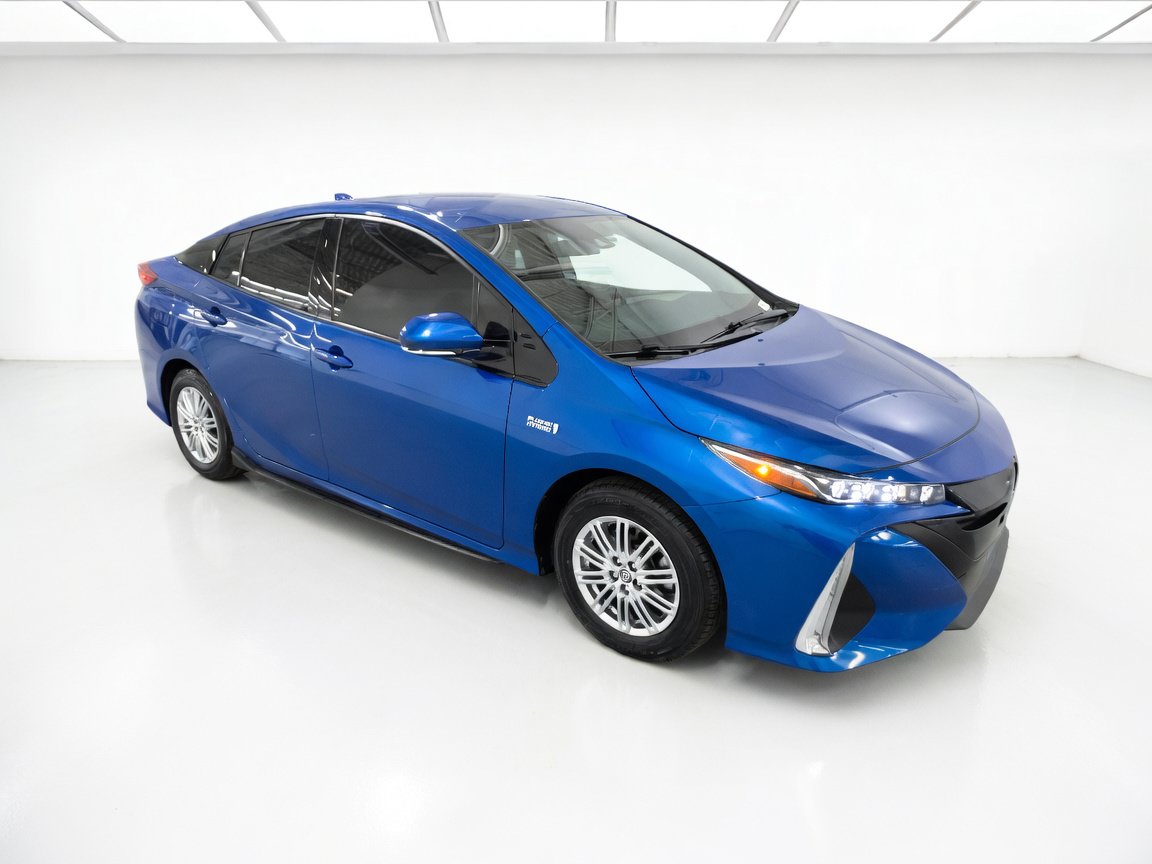 Used 2020 Toyota Prius Prime FWD image 3