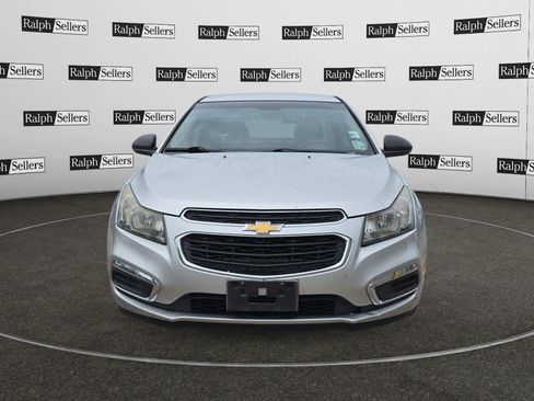 Used 2016 Chevrolet Cruze LS FWD image 8