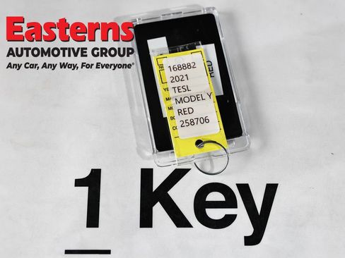 Used 2021 Tesla Model Y Performance image 22