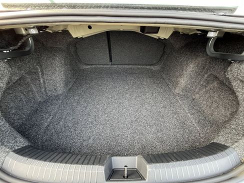 Used 2025 Volkswagen Jetta SE image 31