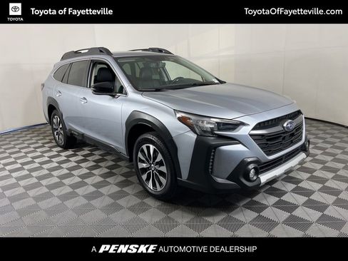 Used 2023 Subaru Outback Limited image 17