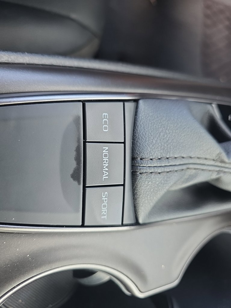Used 2024 Toyota Camry SE FWD image 21