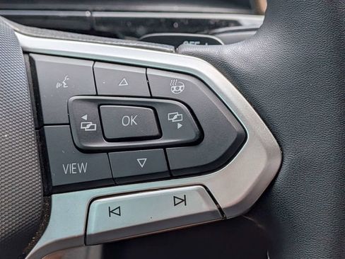 Used 2024 Volkswagen Atlas SE image 26