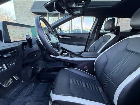 Used 2023 Kia EV6 GT-Line image 10