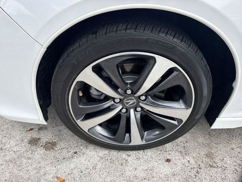 Used 2024 Acura TLX w/ Technology Package FWD image 10