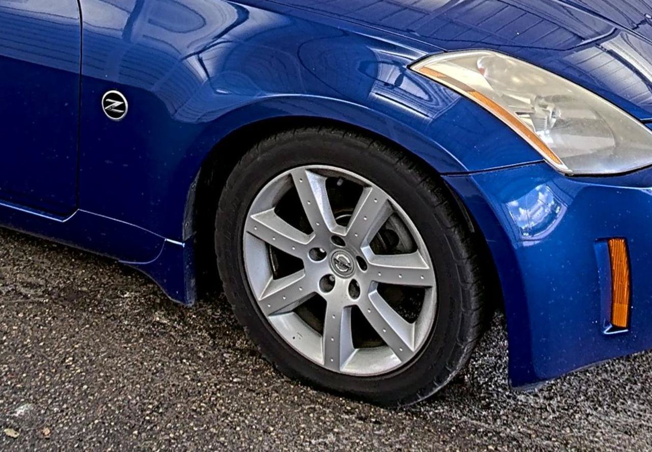Used 2004 Nissan 350Z Touring w/ Aerodynamics Pkg RWD image 21