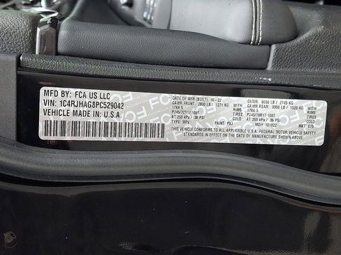 Used 2023 Jeep Grand Cherokee Laredo image 26