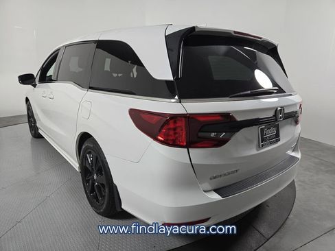 Used 2023 Honda Odyssey Sport image 4
