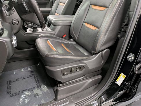 Used 2023 GMC Sierra 1500 AT4 w/ AT4 Preferred Package image 10