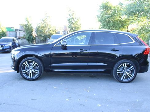 Used 2019 Volvo XC60 T5 Momentum w/ Premium Package FWD image 4