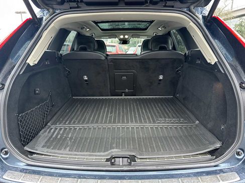 Certified 2023 Volvo XC60 T8 Ultimate image 14