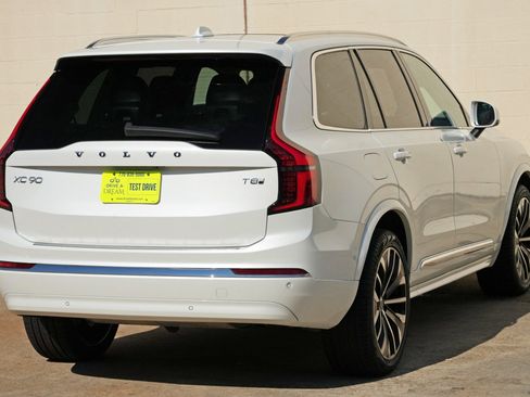 Used 2025 Volvo XC90 T8 Plus w/ Protection Package Premier AWD/4WD image 56