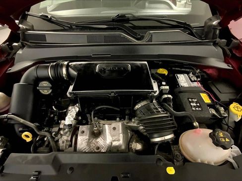 Used 2025 Jeep Compass Trailhawk image 10