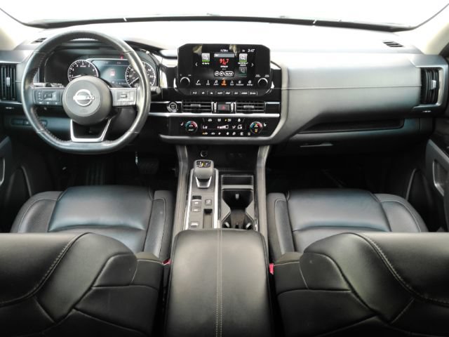 Used 2022 Nissan Pathfinder SL w/ SL Black Package FWD image 3
