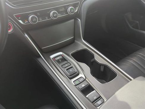 Used 2022 Honda Accord EX-L image 15