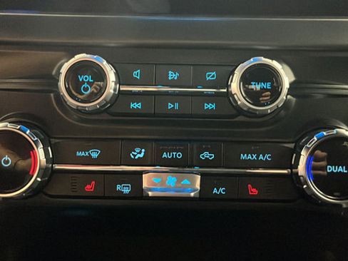 Used 2024 Ford F150 XLT w/ Equipment Group 302A MID AWD/4WD image 33
