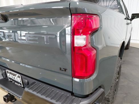 New 2026 Chevrolet Silverado 1500 LT Trail Boss w/ Dark Appearance Package image 15