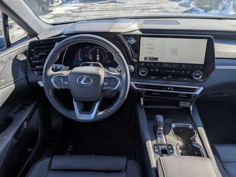 Certified 2023 Lexus RX 350 w/ Luxury Package image 18