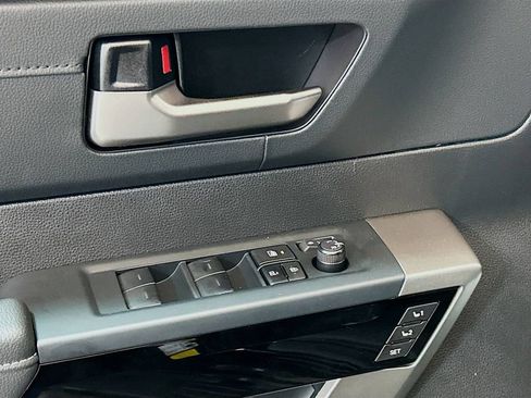 New 2026 Toyota Tundra Limited AWD/4WD image 18