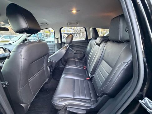 Used 2016 Ford Escape SE w/ SE Leather Comfort Package FWD image 16